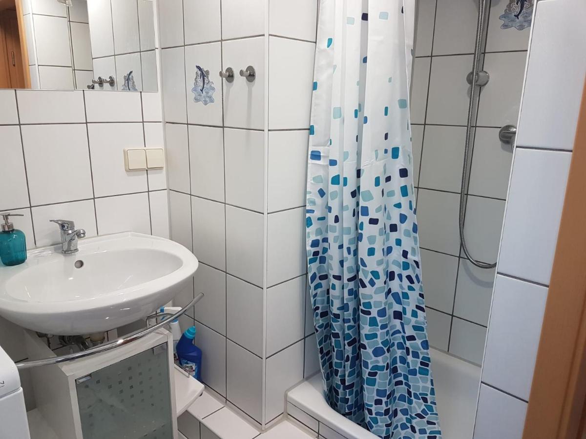 Ruhige Gemuetliche Ferienwohnung In Karlsruhe Daxlanden Fuer Monteure, Pendler, Geschaefsreisen, Wochenendreisen 外观 照片